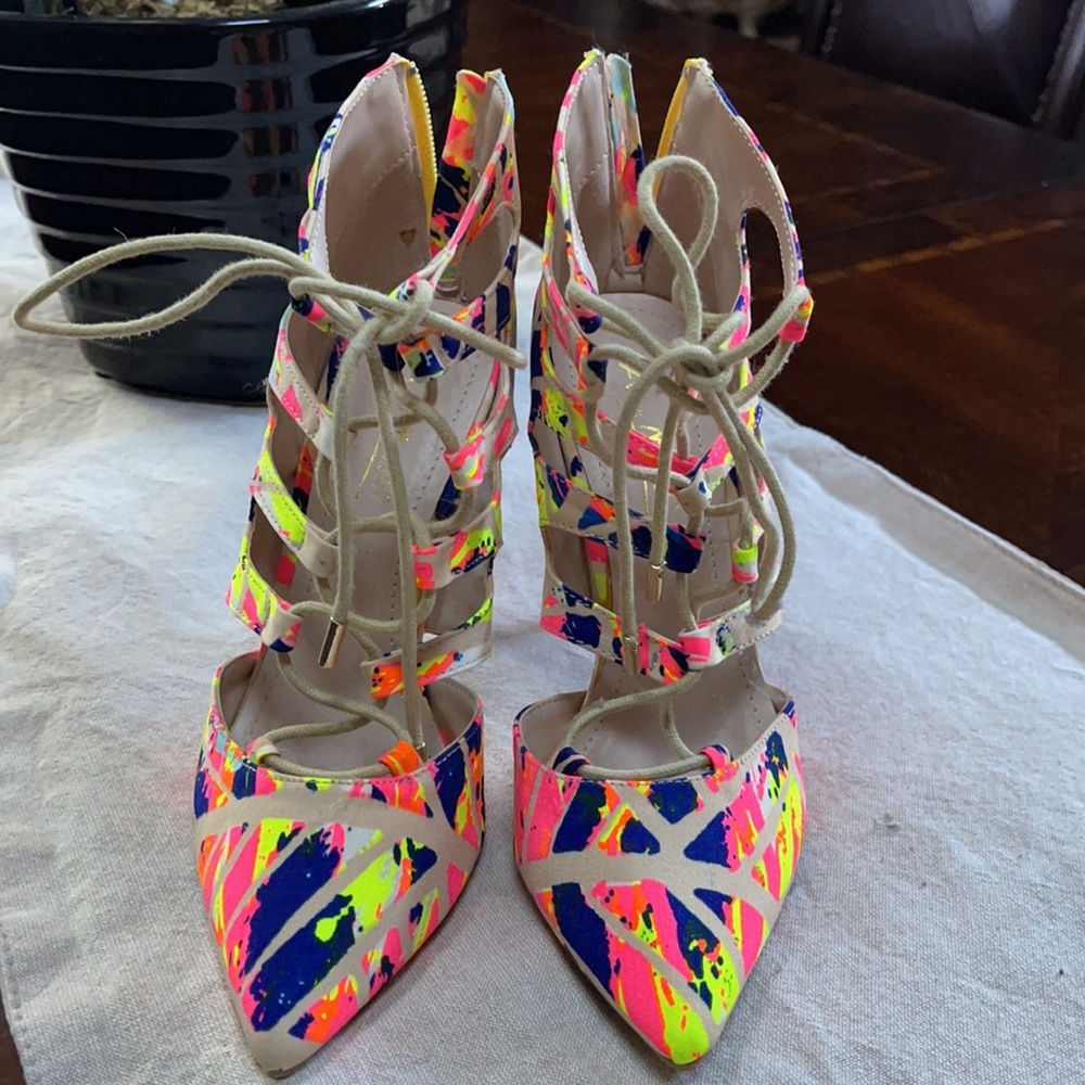 Anne Michelle Ankle Sandals - Picture 2 of 5